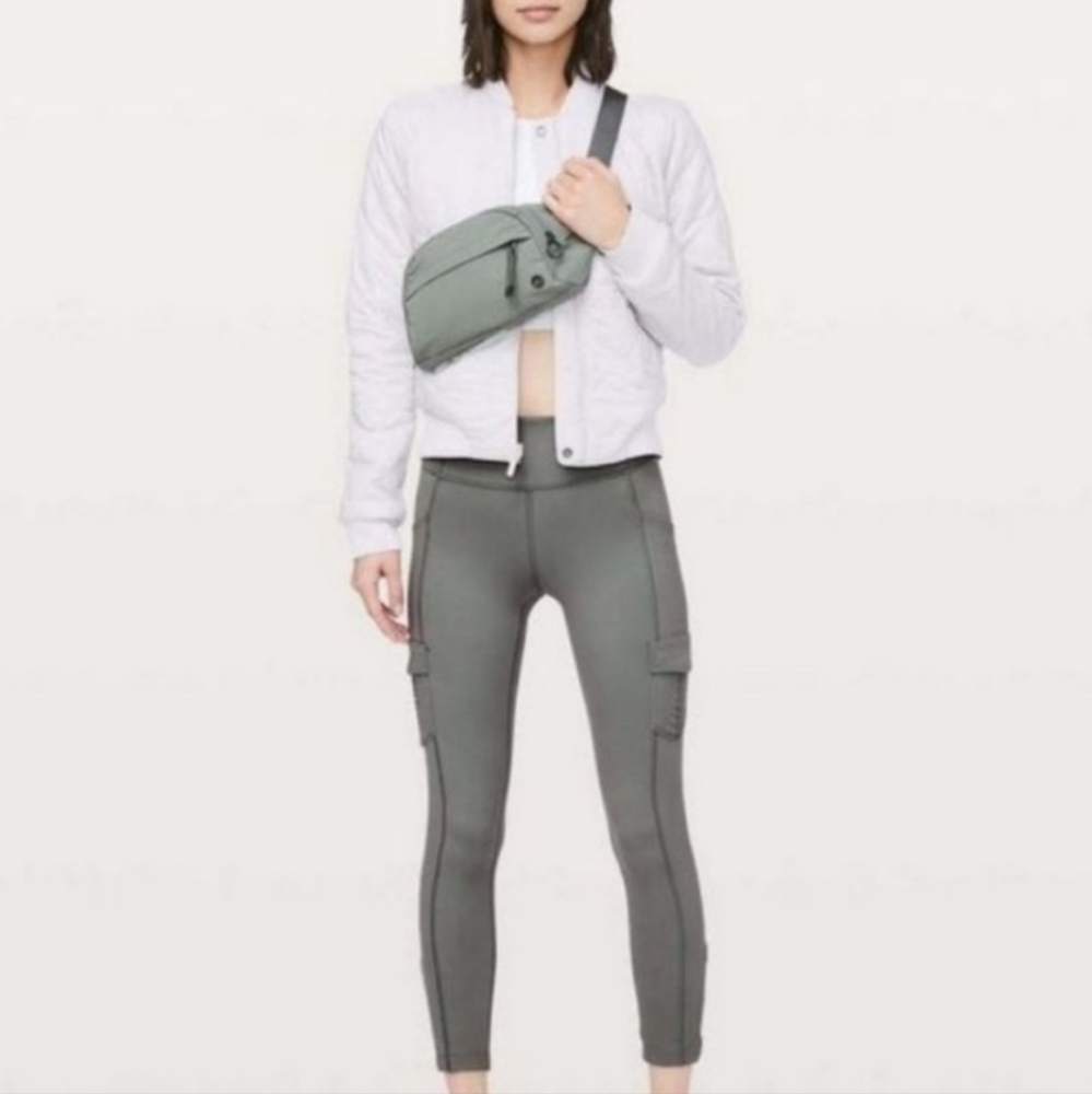Lululemon cargo ankle tight 6 25” sage grey Scenic route